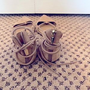 Vince Camino tie up zip back flats